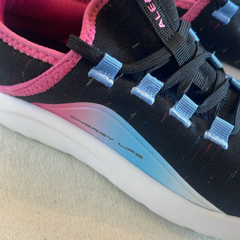 ALEADER Black and Pink Athletic Sneakers - Picture 3 of 11
